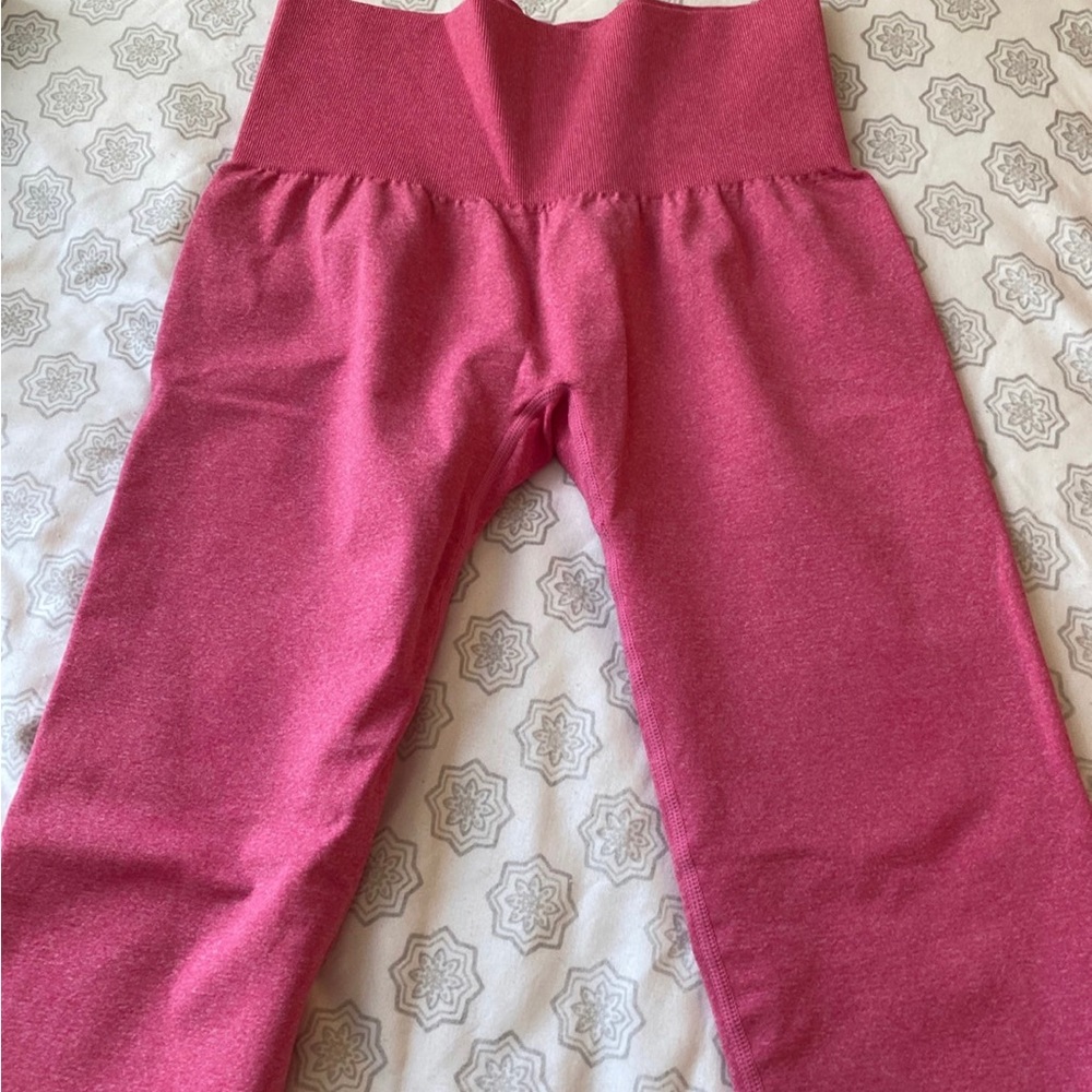 NVGTN Hot Pink NV Seamless